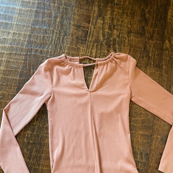 Long Sleeve Bodysuit - Picture 3 of 13